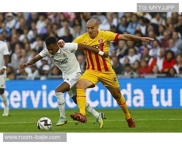 皇马训练动态吕迪格罗德里戈进行个人训练阿诺德等人积极康复中